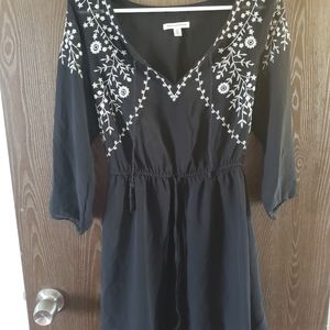 Any item from my closet with a🌹is 5 for $20! Swim suit cover